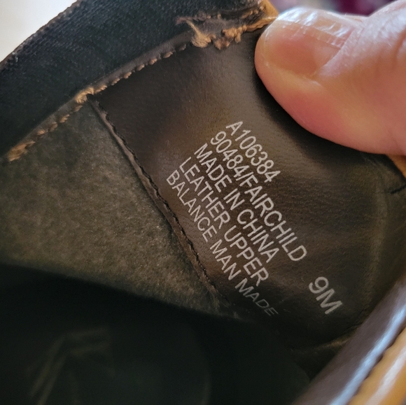 White Mt tan Fairchild ankle zipper boot, new never worn, size 8 1/2 medium - Picture 6 of 7